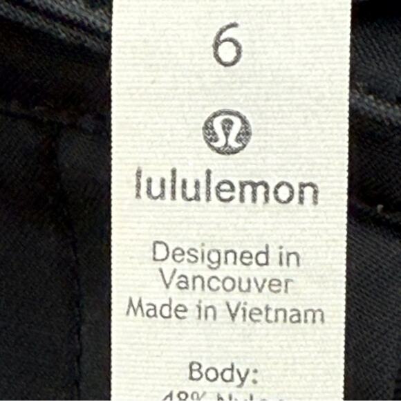 Lululemon This Instant Short Black Tailored Water Repellent Tech Shorts Size 6 - Picture 8 of 11